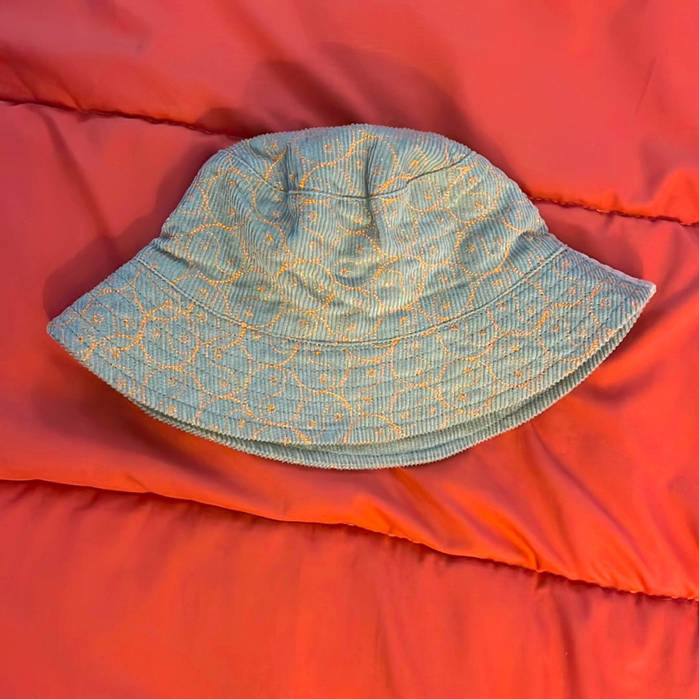 Urban Outfitters Yin-Yang Bucket Hat